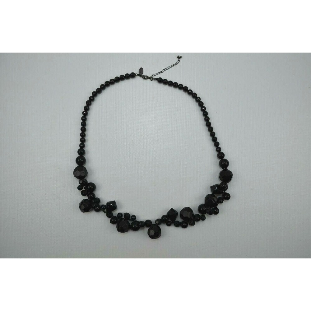 2011 mark Avon‎ Multifaceted Necklace Jet Black Beads  35"